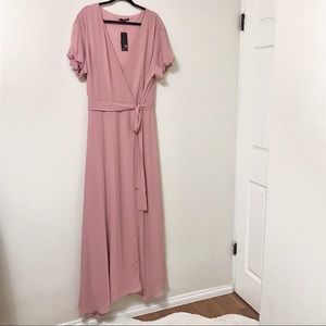 ✨NWT✨ Wrap Maxi Dress Tie Detail & Puff Sleeves